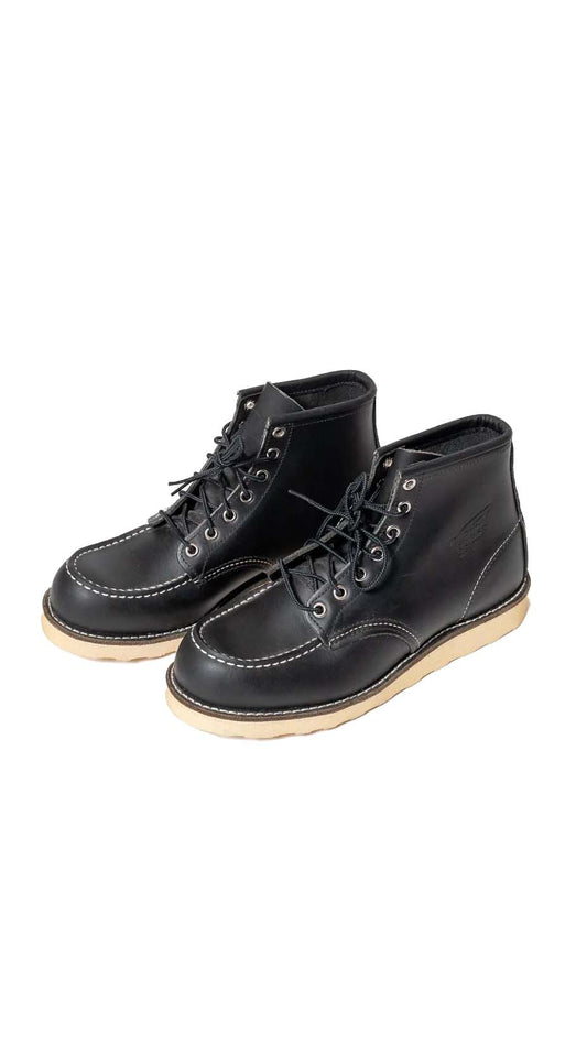 Red Wing Shoes — Moc Toe Black, 8130, Made in USA, US8D (new)